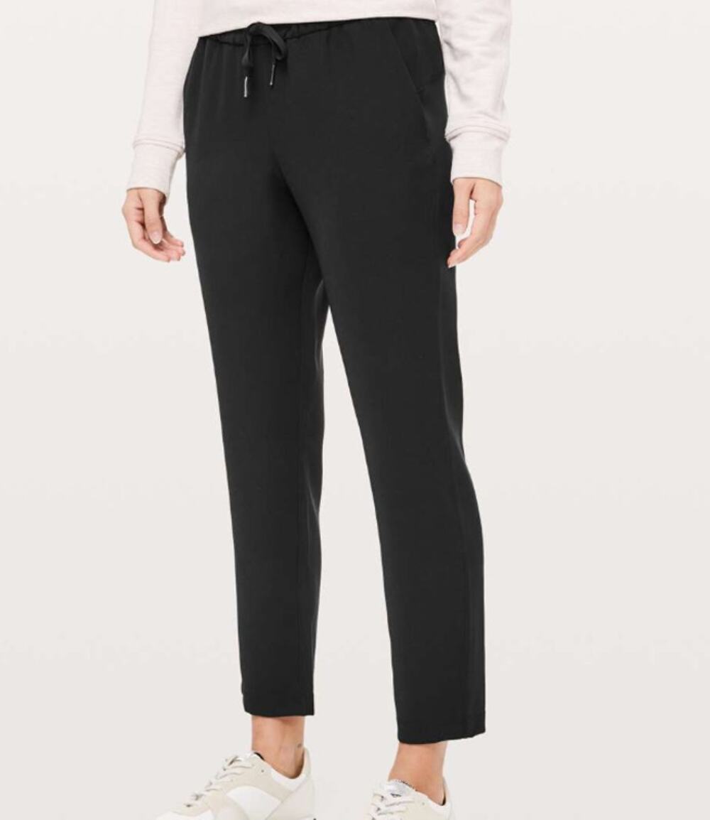 Lululemon Black On the Fly Pant 7/8 Length (Size 4)